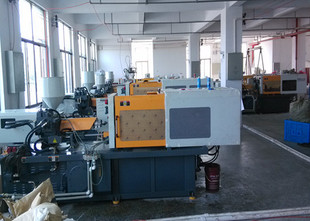 工厂空调下的智能伴侣 小型补水加湿器——冬补湿夏降温，厂家直供保健佳品